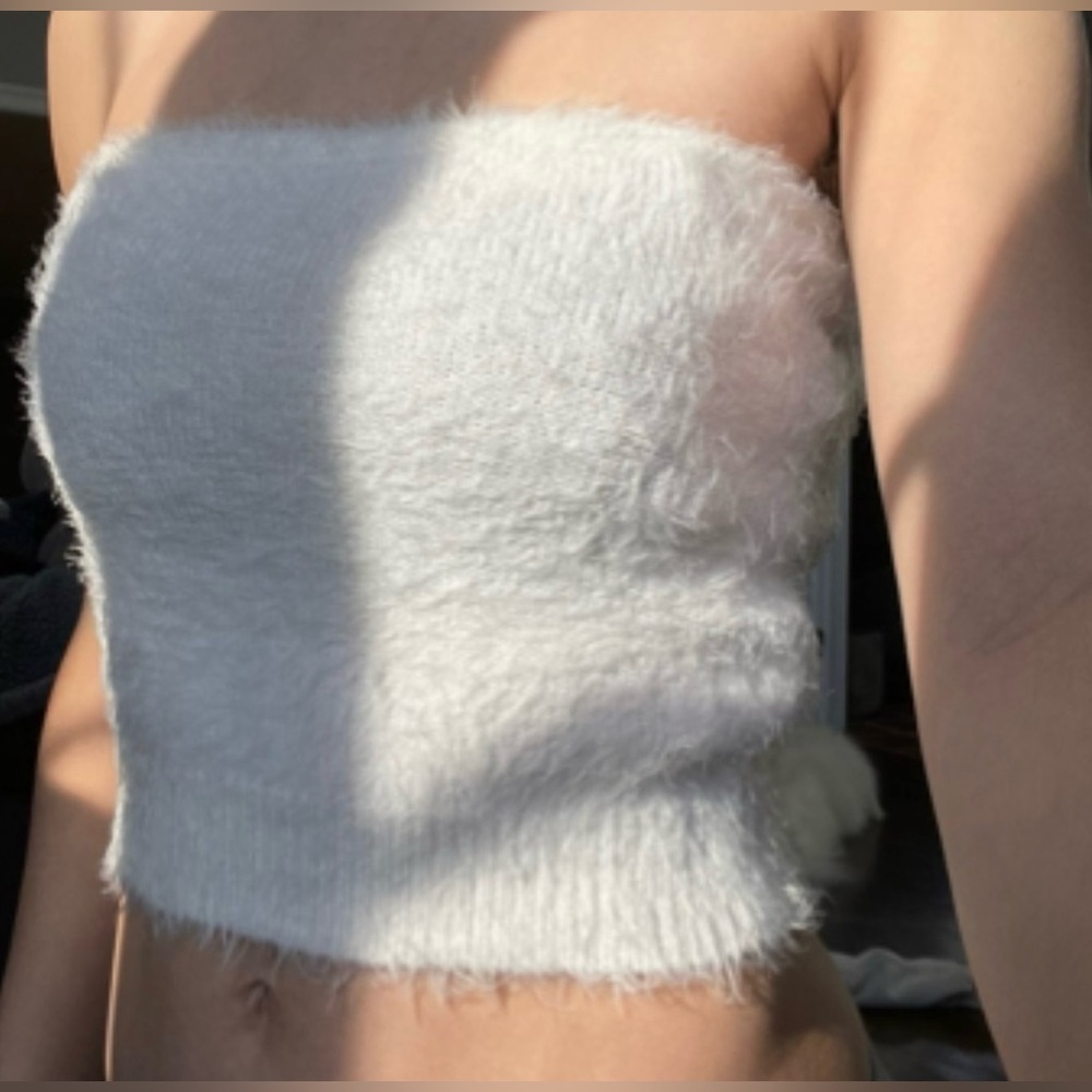 NWOT white fluffy strapless tube top soft faux fur fuzzy-textured material small